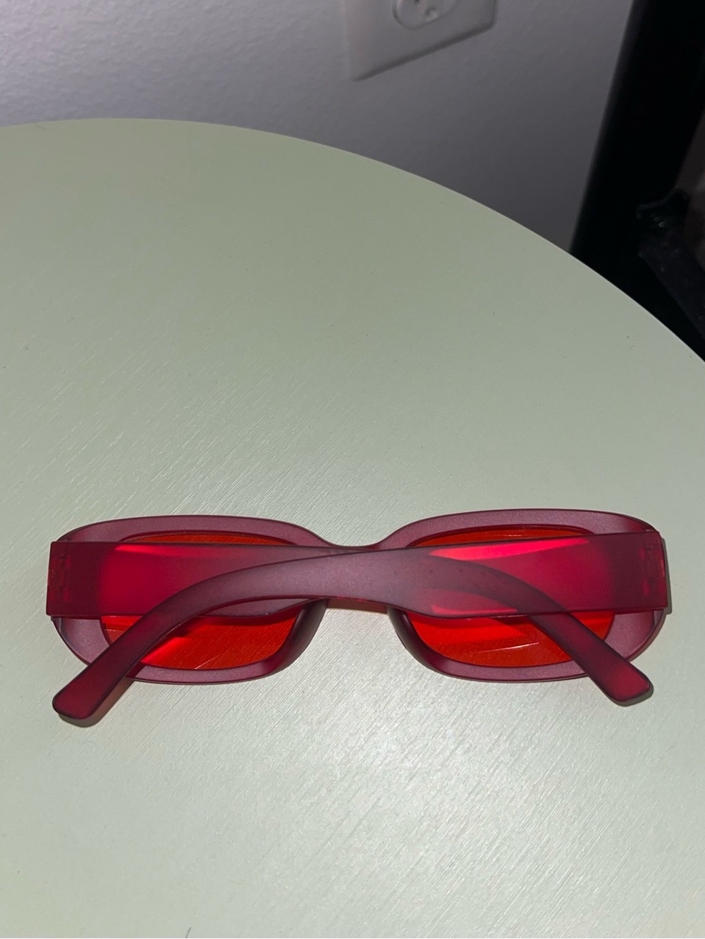 Rectangular Red Sunglasses - Picture 3 of 3